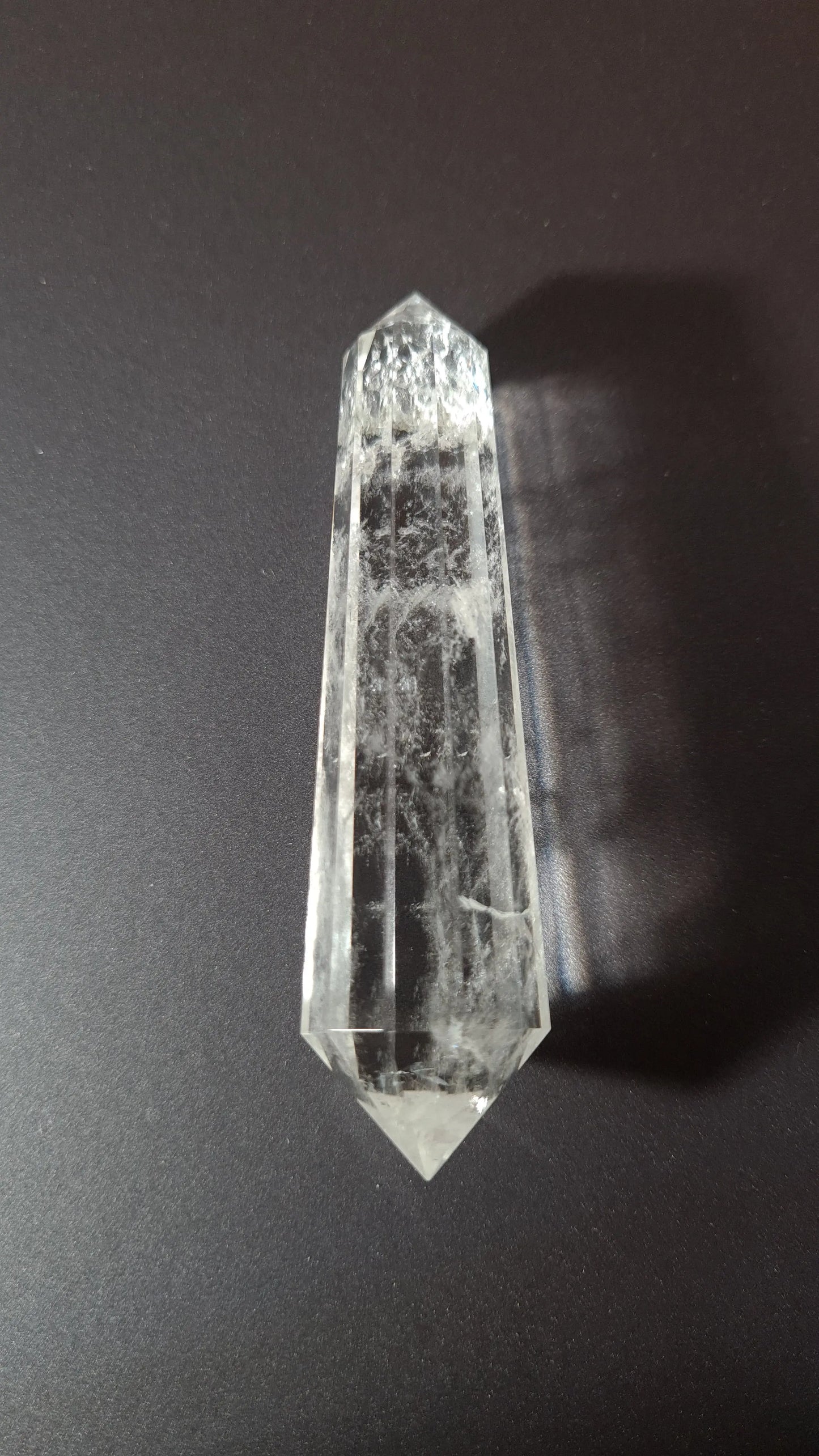 Cristal de quartz - 12 facettes - 8.4 x 2.2 cm - 44.6g Ma boutique