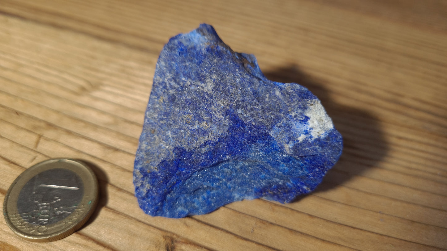 Pierre de lapis-lazuli brute de 65.6g