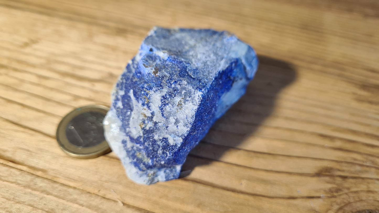 Pierre de lapis-lazuli brute de 90.9g