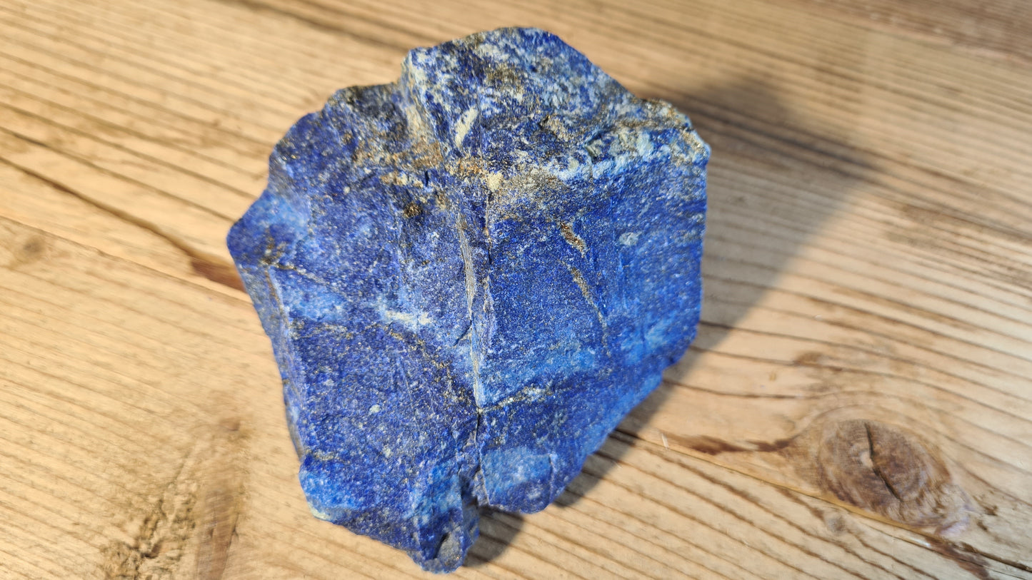 250.5g raw lapis lazuli stone