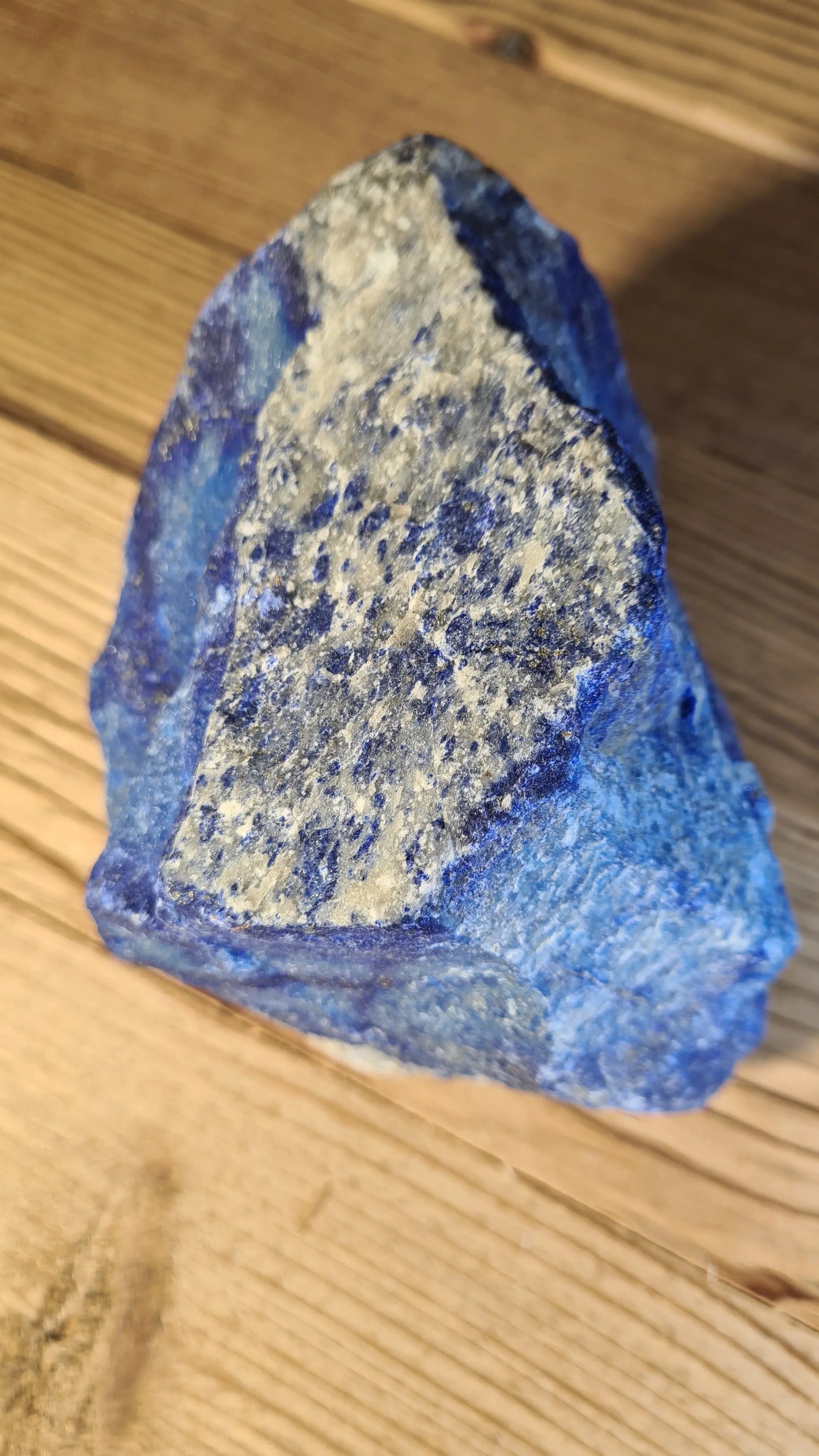 Pierre de lapis-lazuli brute de 1610g Lapis-Lazuli