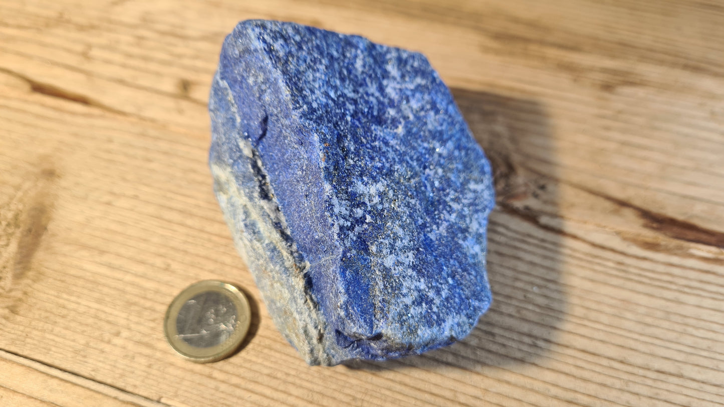Pierre de lapis-lazuli brute de 502g