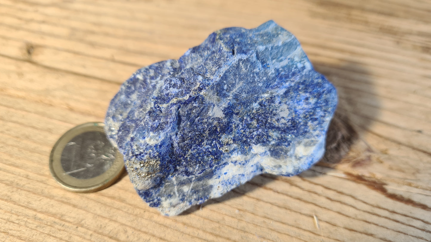 Pierre de lapis-lazuli brute de 68g