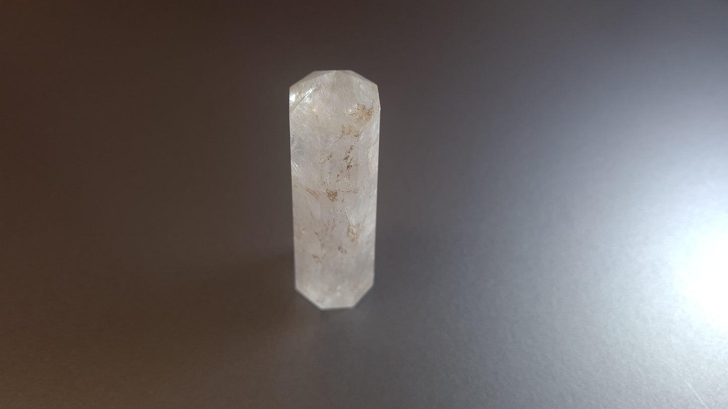 8-sided quartz crystal tower 7.7cm
