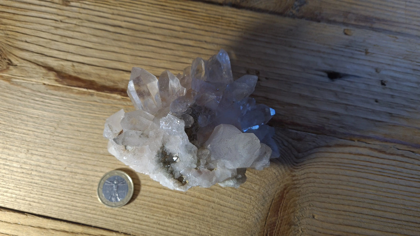 Amas de cristaux de roche / quartz 359g, 10x9cm Cristal Roche