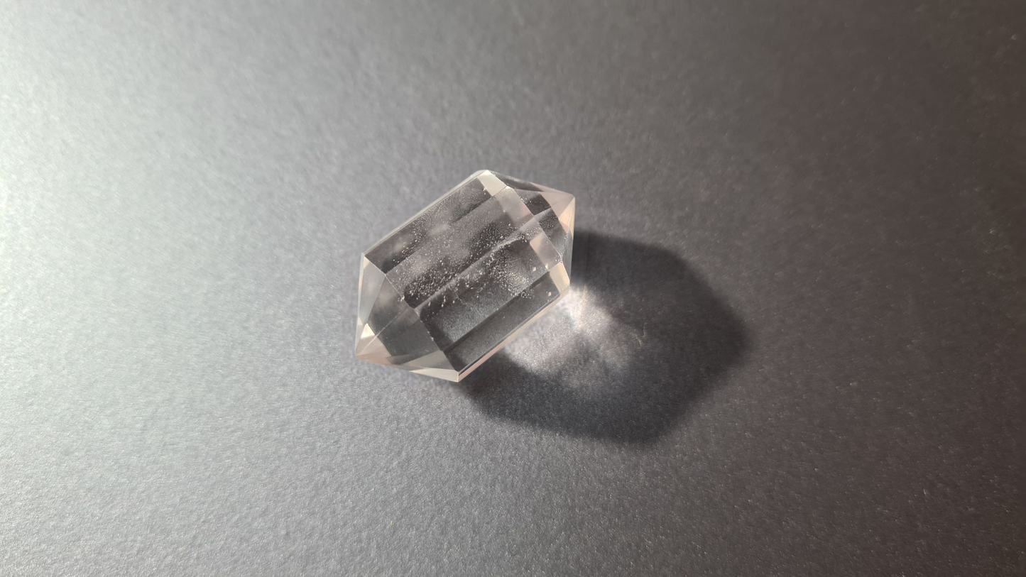 Petits cristaux de quartz 12 faces