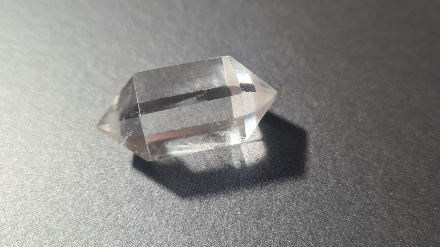 Petits cristaux de quartz 6 faces