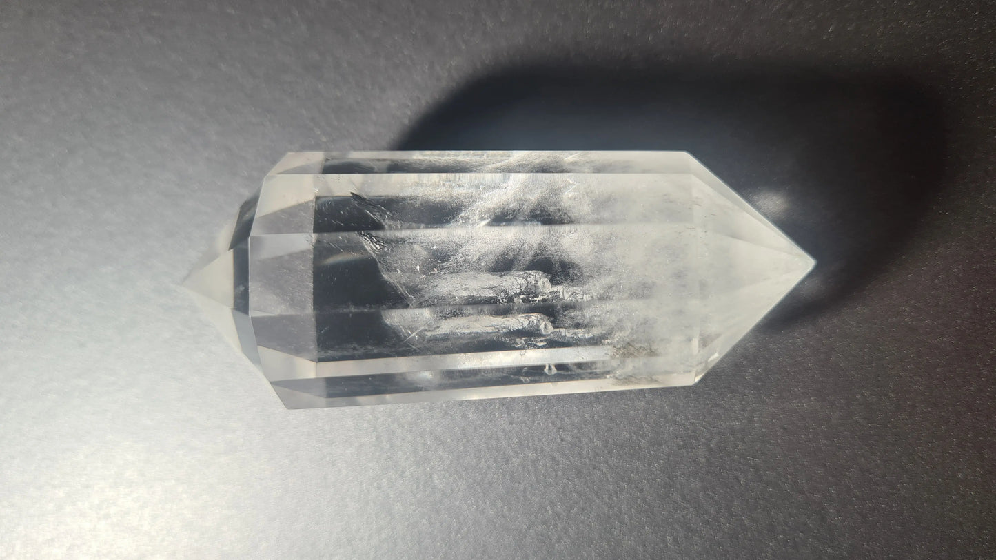 Cristal de quartz - 12 facettes - 7.2 x 3 cm - 76g Ma boutique