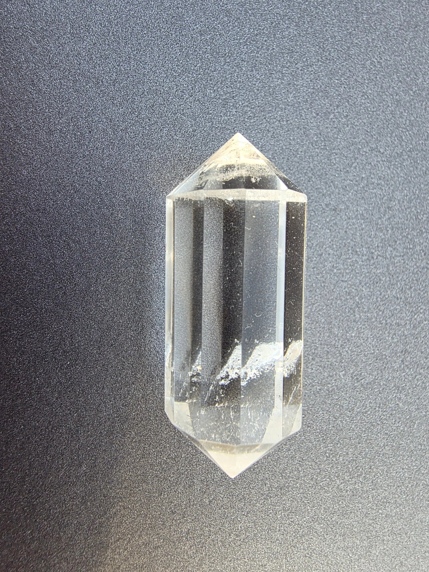 Cristal de quartz - 12 facettes - 4.2 x 1.6 cm - 18.3g Ma boutique