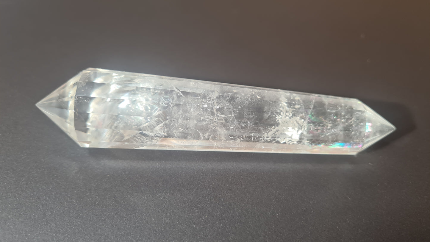 Cristal de quartz - 16 faces - 13.5 x 2.9 cm - 148g