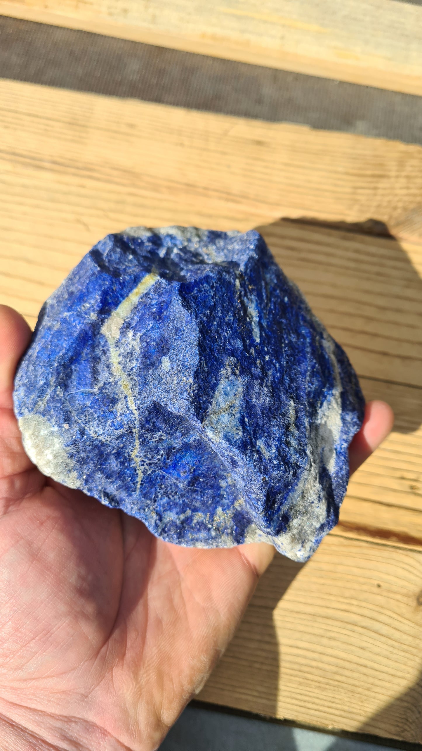 Pierre de lapis-lazuli brute de 1475g