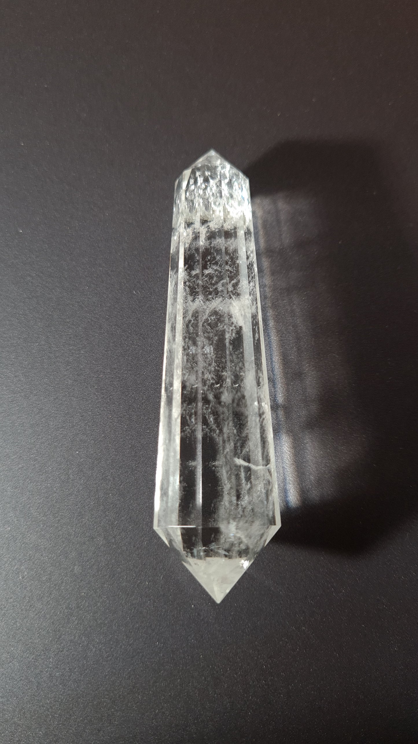 Quartz crystal - 12 faces - 7.7 x 1.6 cm - 30g