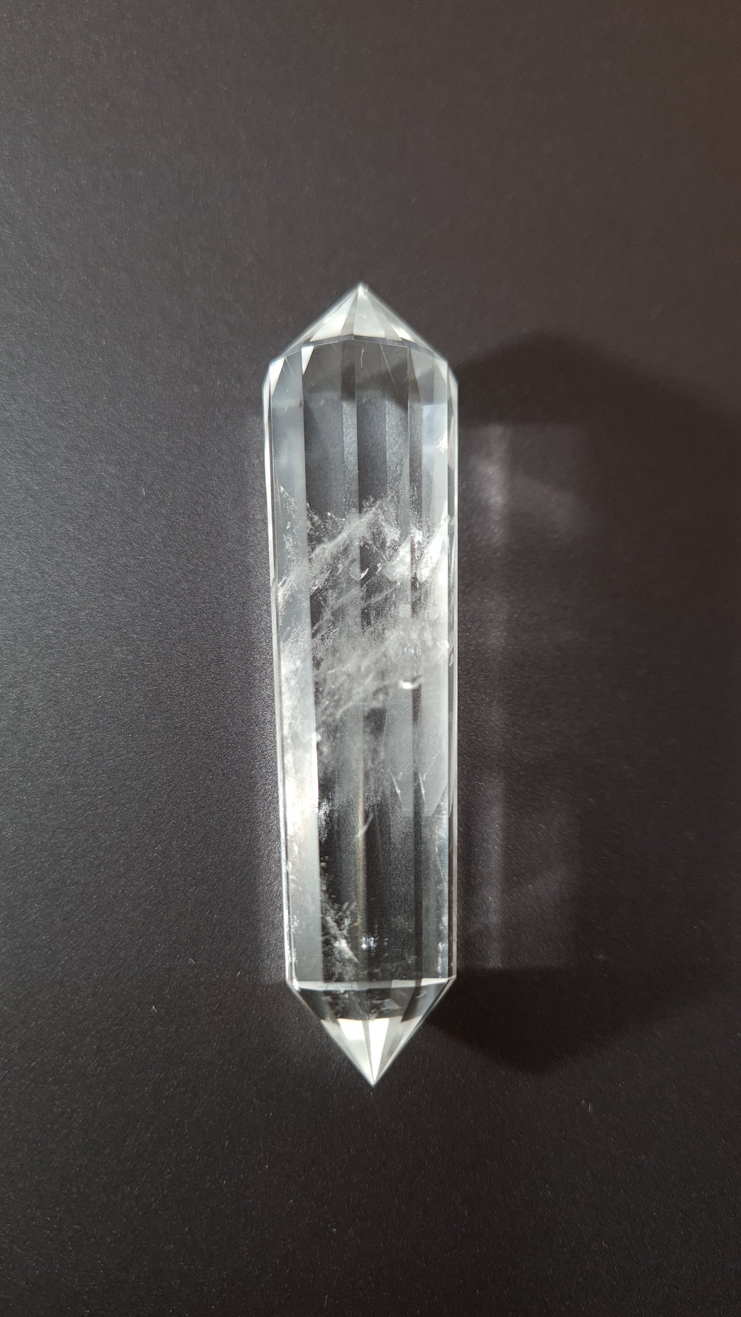 Quartz crystal - 12 faces - 7.7 x 1.6 cm - 30g