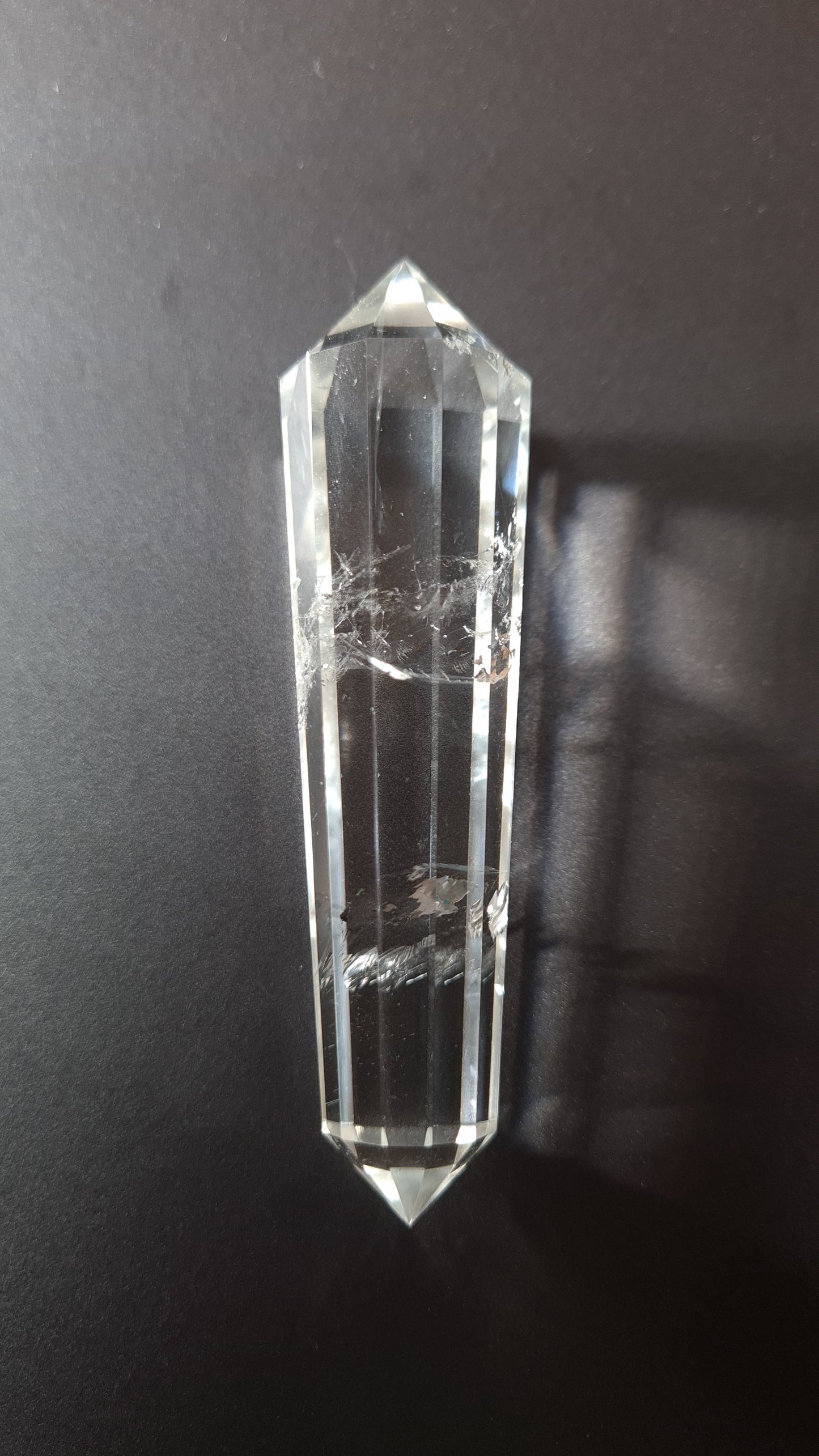 Cristal de quartz - 12 faces - 8.4 x 2.2 cm - 48.8 g