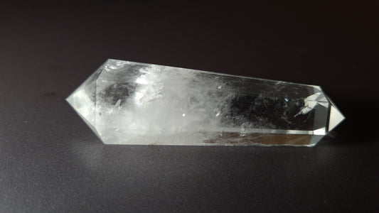 Cristal de quartz - 6 faces - 6.4 x 2 cm - 26.8 g