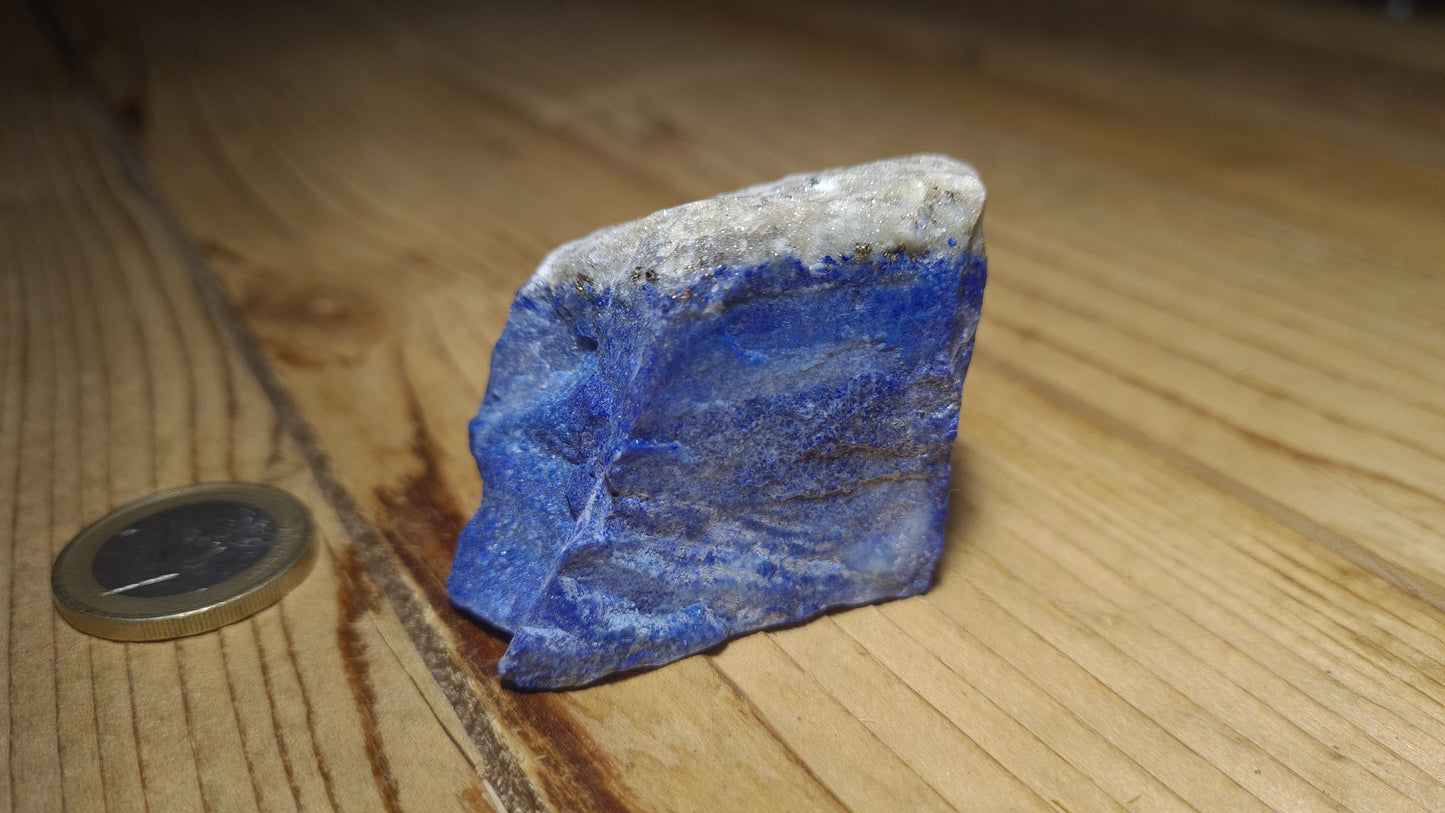 Pierre de lapis-lazuli brute de 83.6g