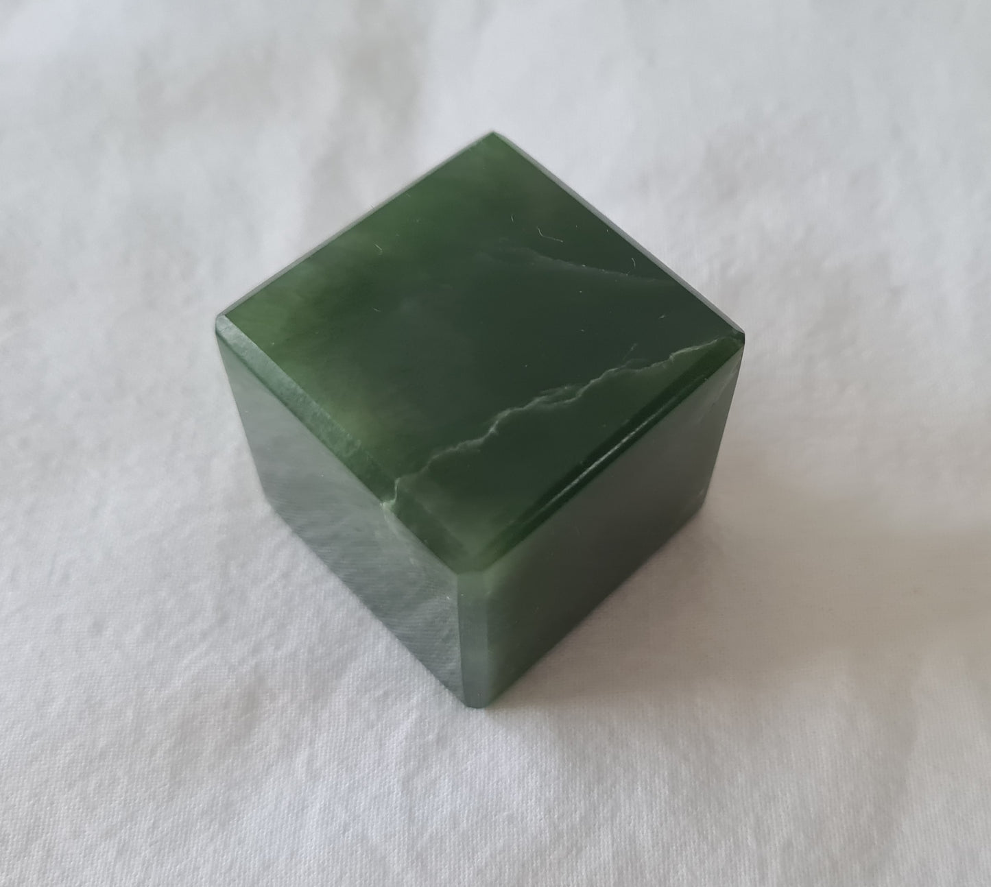 Cubes de jade néphrite 3cm