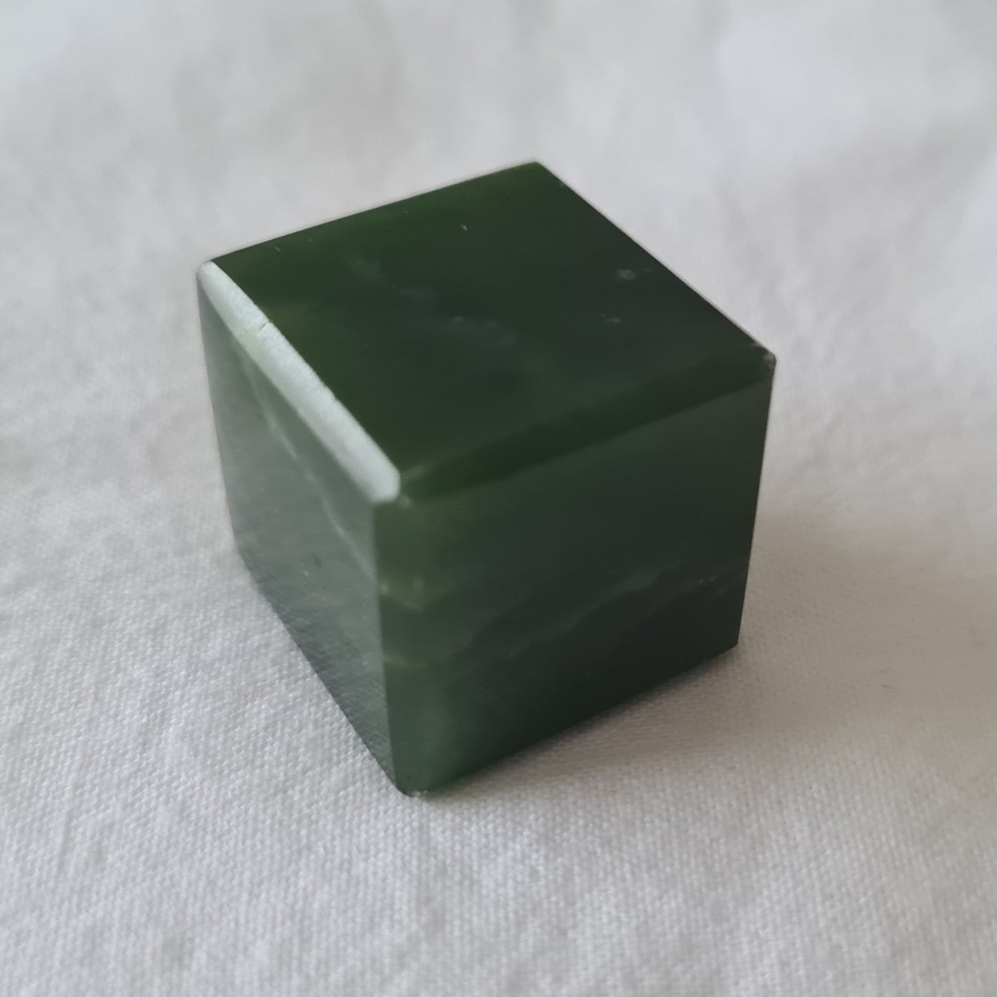 Cubes de jade néphrite 2cm