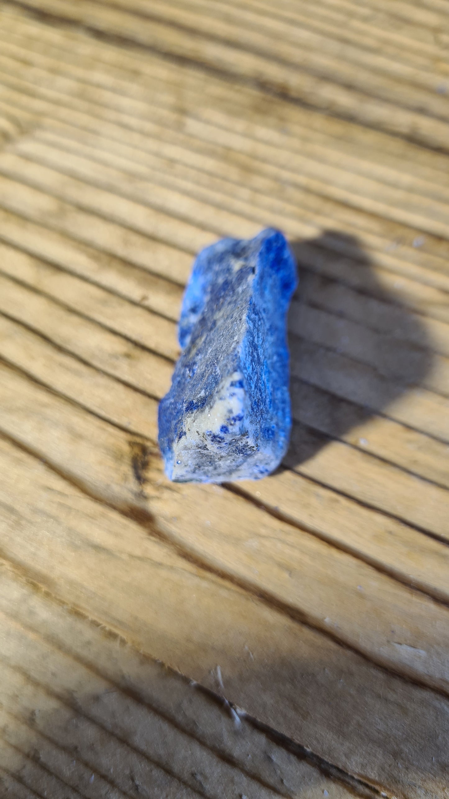 250.5g raw lapis lazuli stone