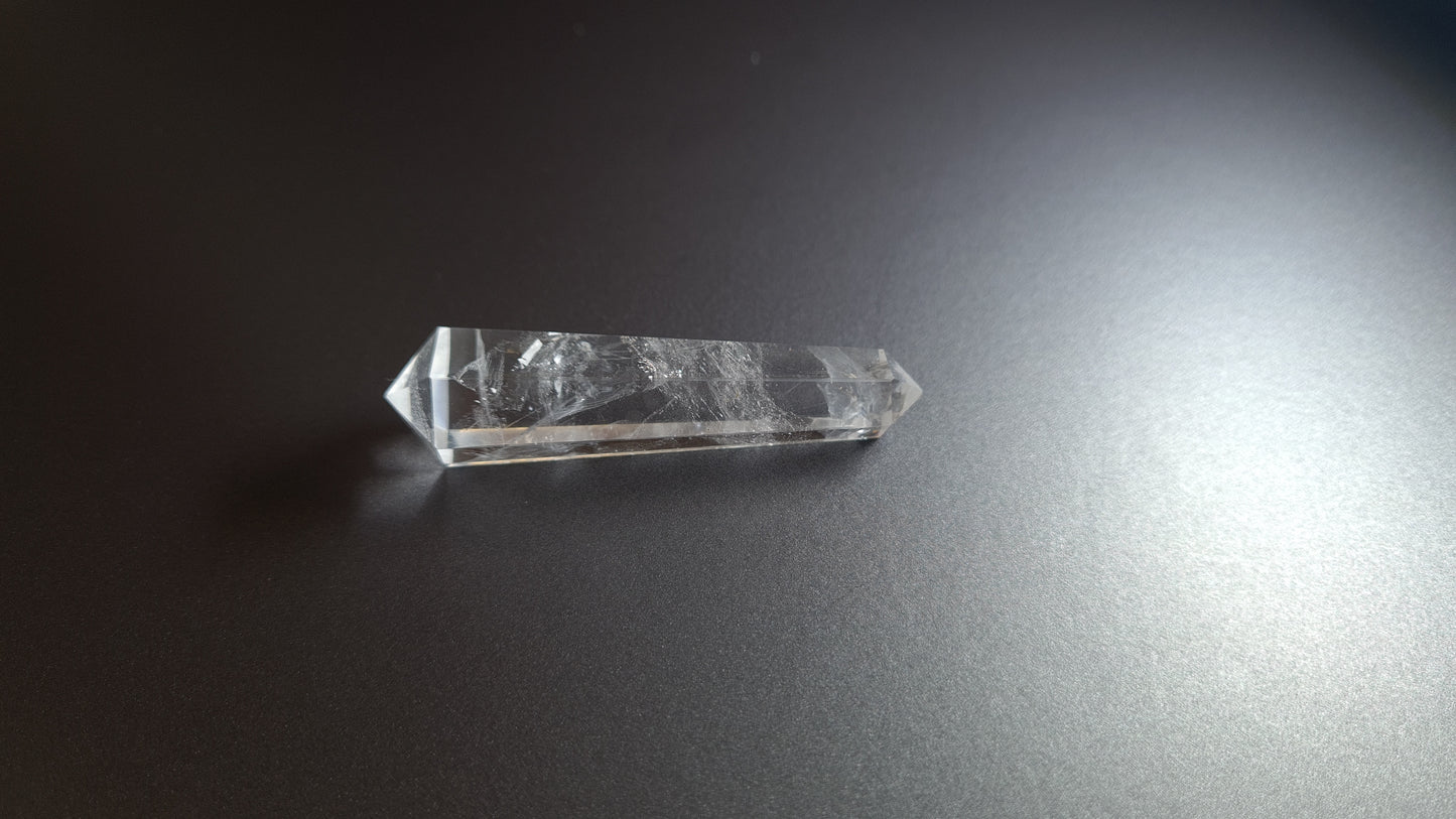 Cristal de quartz - 6 faces - 6.5 x 1.7 cm - 20.5 g