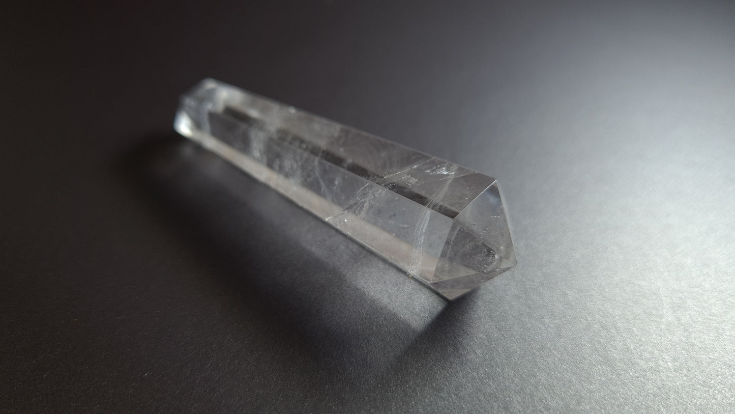 Cristal de quartz - 6 faces - 6.5 x 1.7 cm - 20.5 g