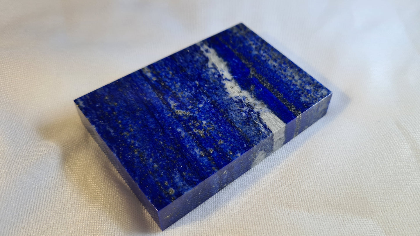 Plaque de lapis lazuli 1.3x5x7.5cm