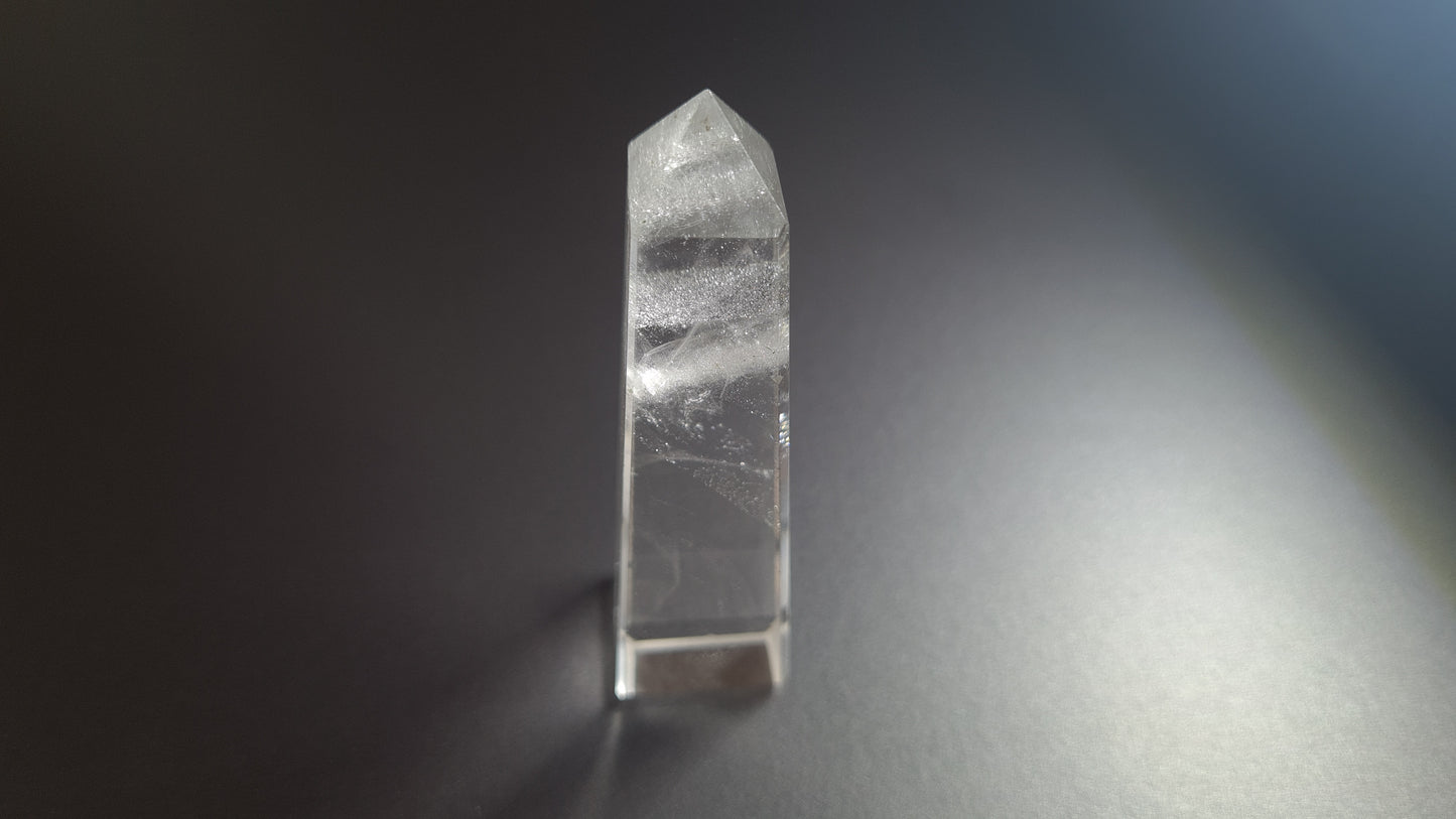 Quartz crystal tower 4 faces 7.8cm