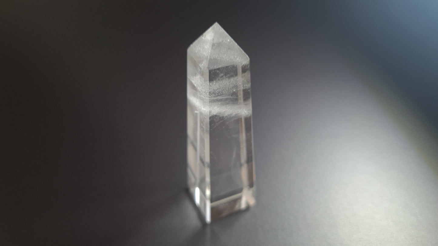 Quartz crystal tower 4 faces 7.8cm