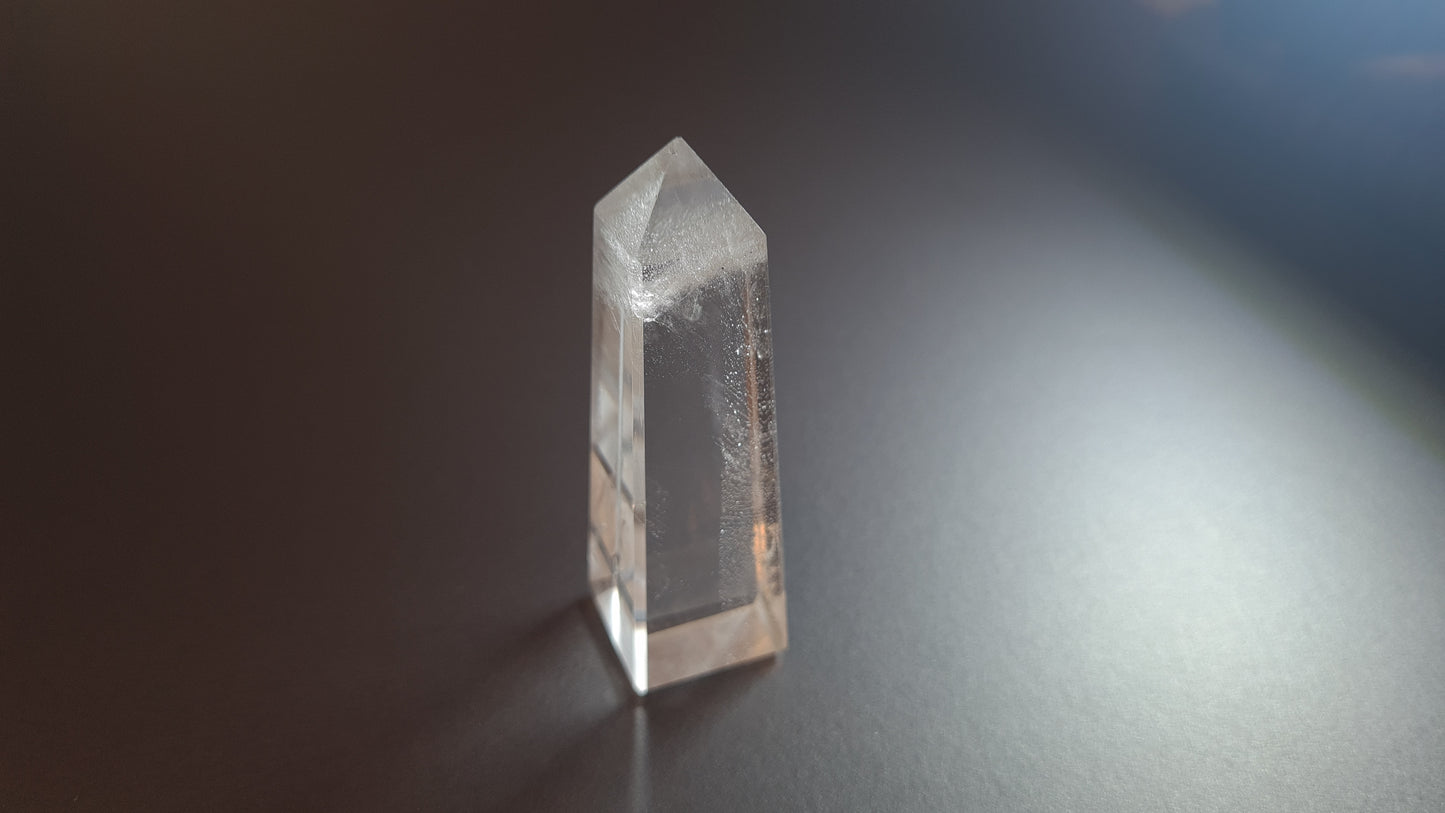 4-sided quartz crystal tower 7cm