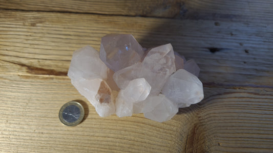 Amas de cristaux de quartz rose 441g, 11x6cm