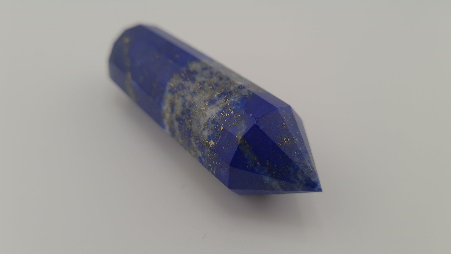 Lapis-Lazuli 12 facettes 7.5 x 2cm, 60g