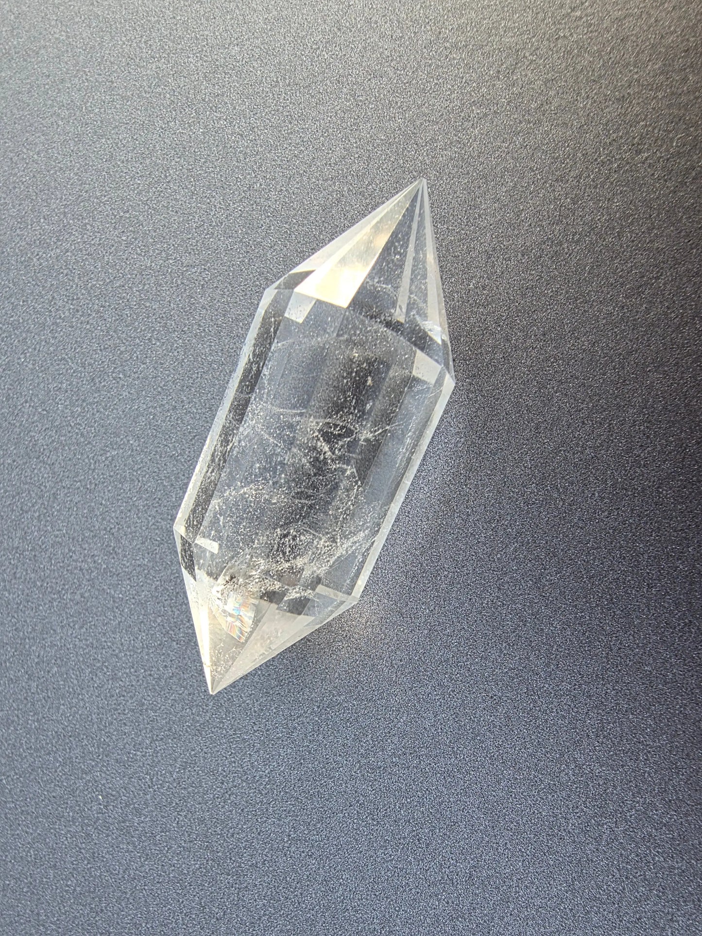 Cristal de quartz - 12 facettes - 5.5 x 2 cm - 28.5g Ma boutique