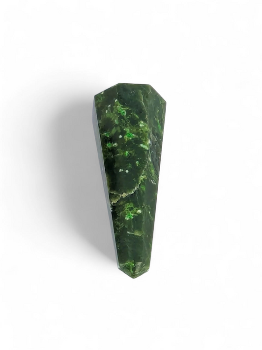 Vogel en jade néphrite du Canada