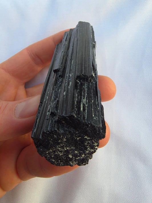 Cristal de tourmaline noire Cristal Roche