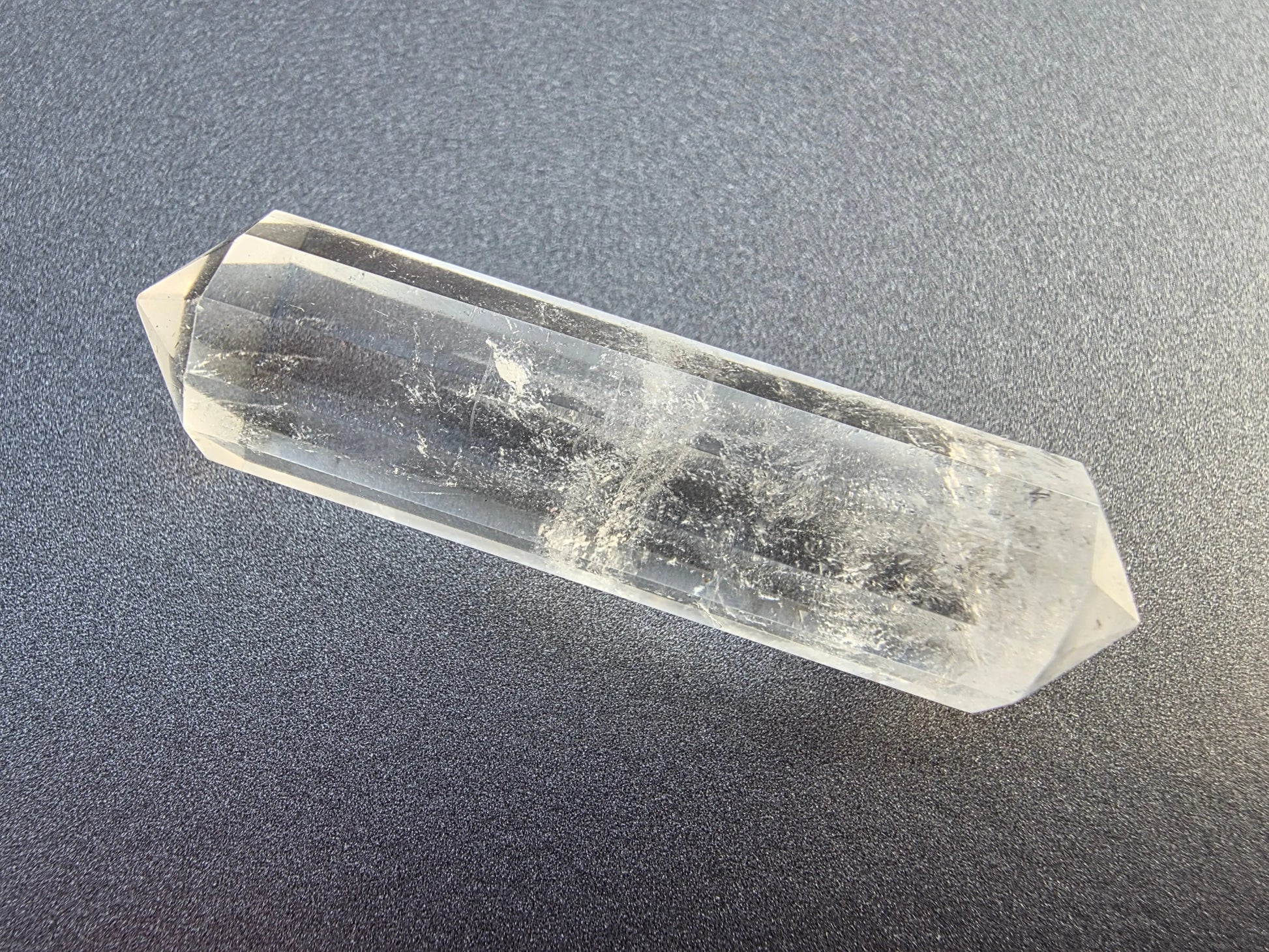 Cristal de quartz - 12 facettes - 5.3 x 1.3 cm – 16.2g Ma boutique