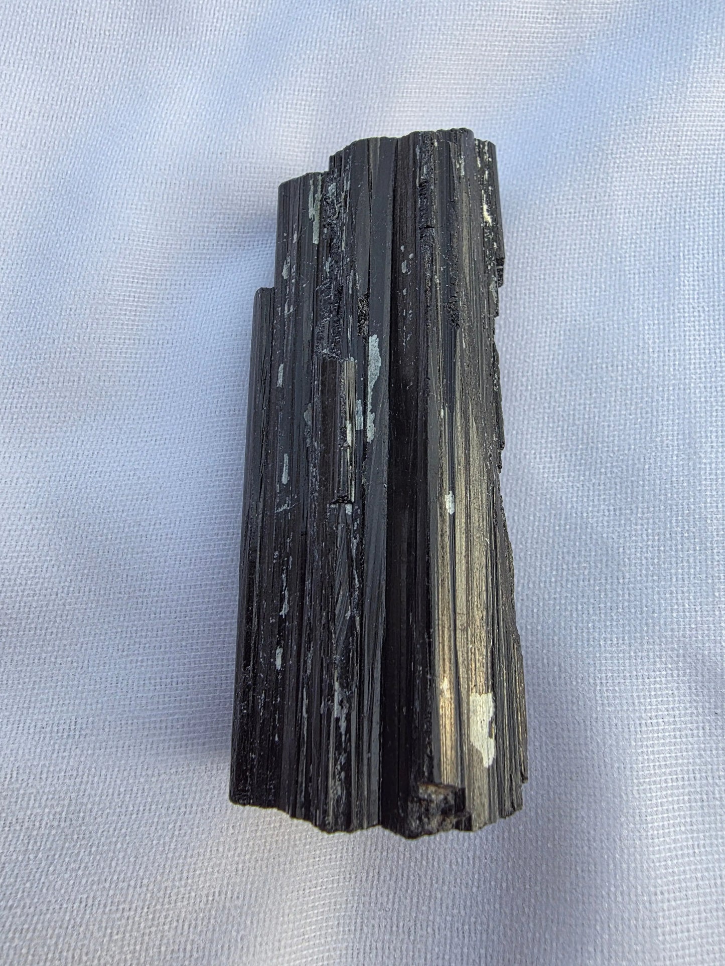 Cristal de tourmaline noire Cristal Roche