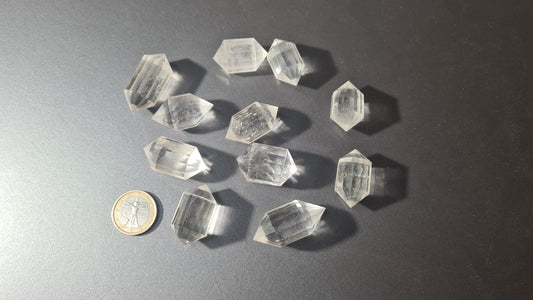 Petits cristaux de quartz 12 faces