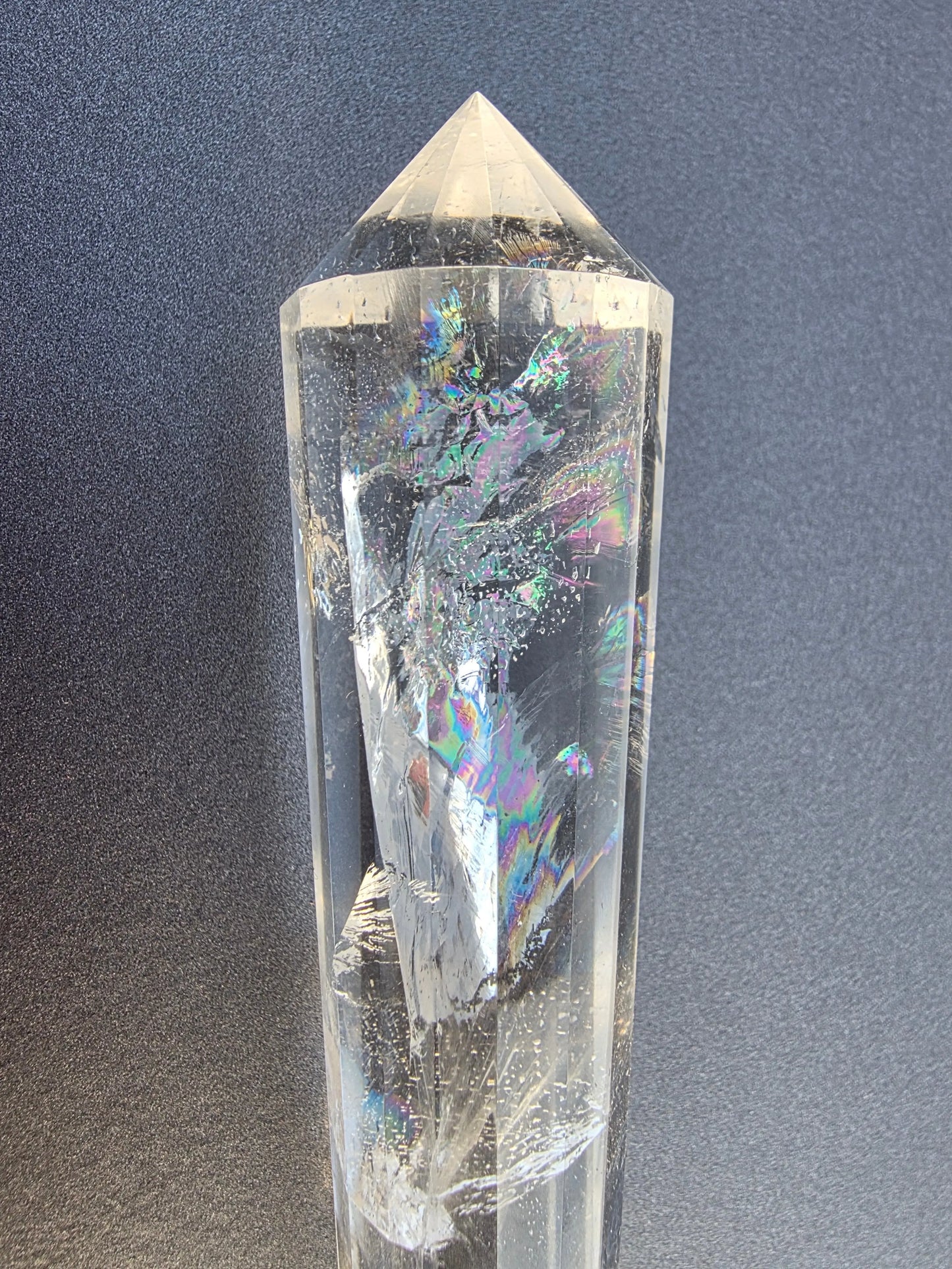 Cristal de quartz (arc en ciel) - 16 facettes - 11.4 x 2.5 cm - 97.4g Ma boutique