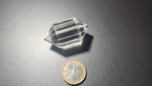 Cristal de quartz - 12 faces - 4.7 x 2.5 cm - 39g