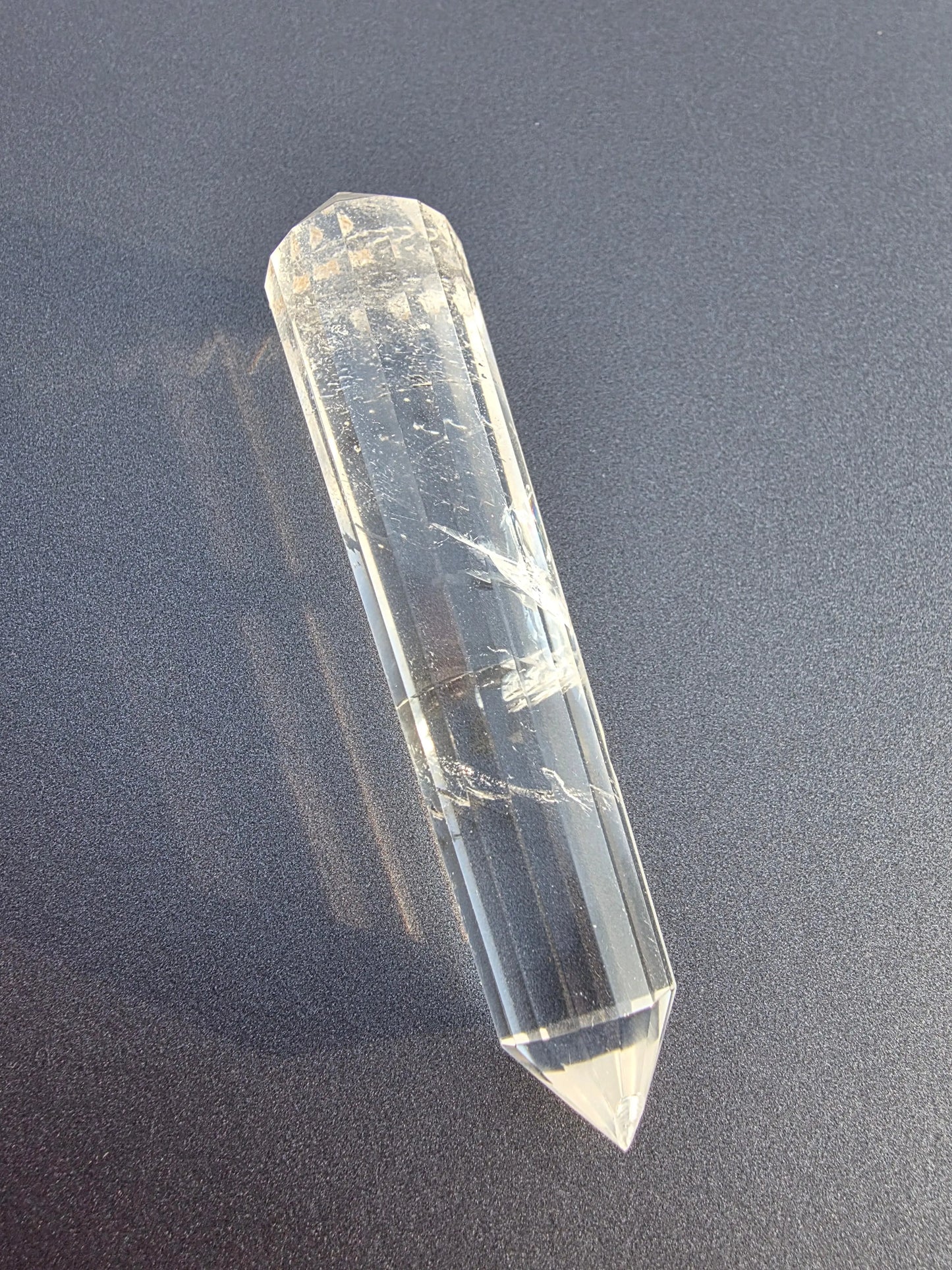 Cristal de quartz - 16 facettes - 10.8 x 2.4 cm - 80.3g Ma boutique