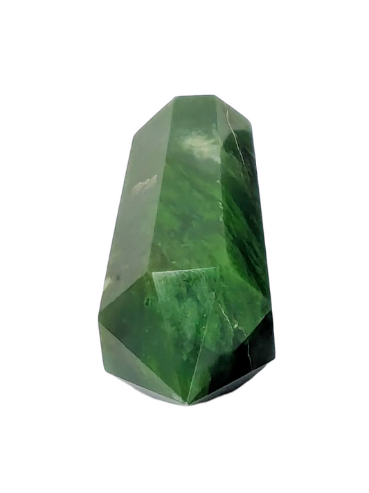 Vogel en jade néphrite du Canada