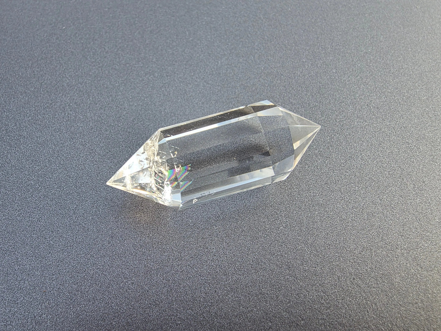 Cristal de quartz – 12 facettes - 5.5 x 2 cm - 30g Ma boutique